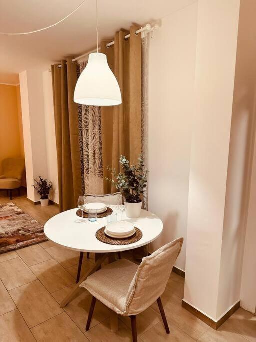 Malu Apartment Peschiera Borromeo Exterior photo