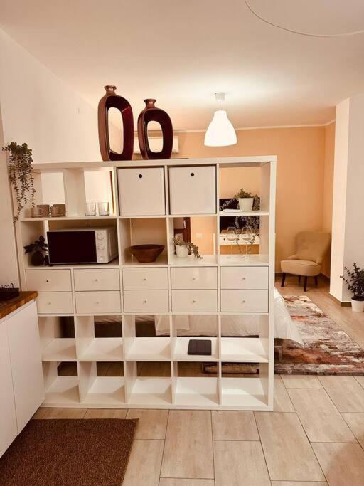 Malu Apartment Peschiera Borromeo Exterior photo